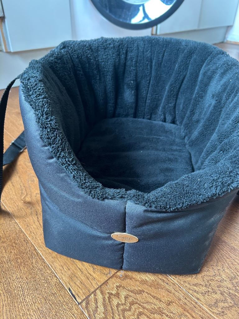 Suzy's Small Dog Carrier Bag - Good Condition