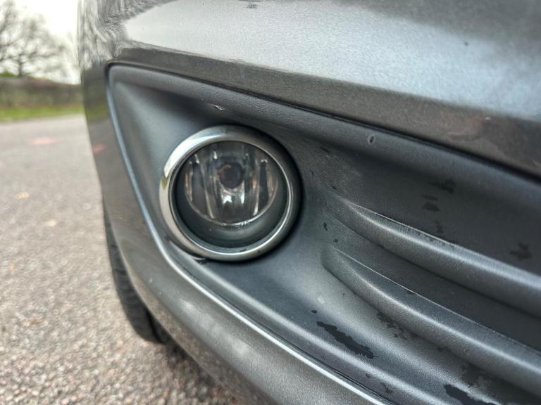 2016 Ford Fiesta 1.0T EcoBoost Titanium Euro 6 (s/s) 5dr HATCHBACK Petrol Manual