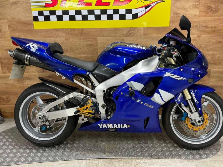 Yamaha Dynomite R1