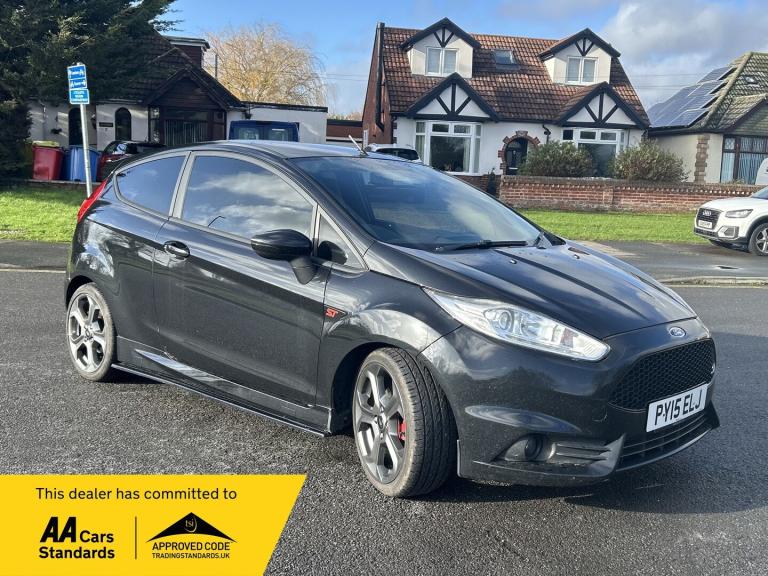 FORD FIESTA 1.6 T EcoBoost ST-2 2015