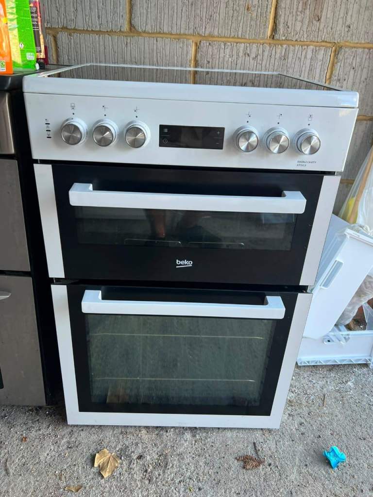 Beko Double Oven Electric Cooker - White, Good Condition Cash on today delivery available 