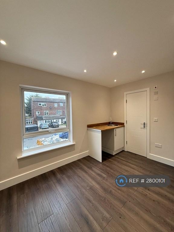 Studio flat in Maple Road, Hayes, UB4 (#2800101)