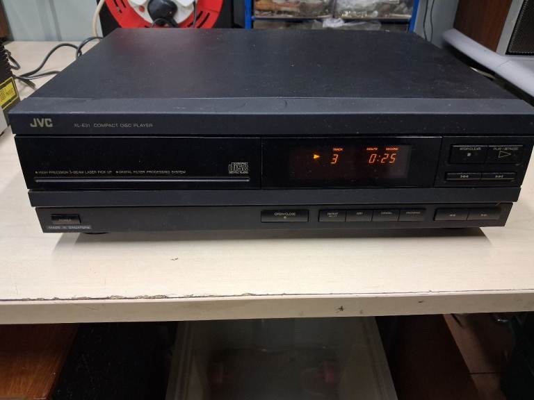 JVC XL-E31 CD Player 