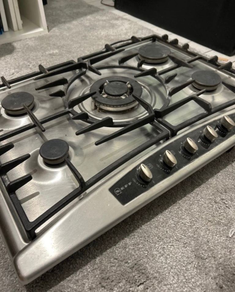 image for NEFF Gas hob, 5 burner in really good used condition! 