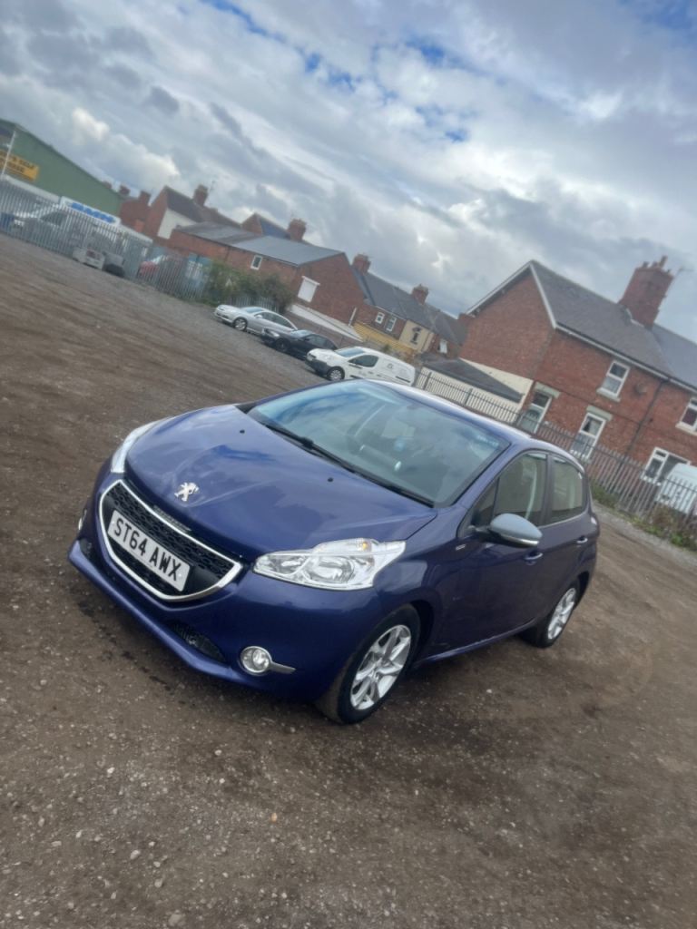 Peugeot, 208, Hatchback, 2014, Manual, 1560 (cc), 5 doors