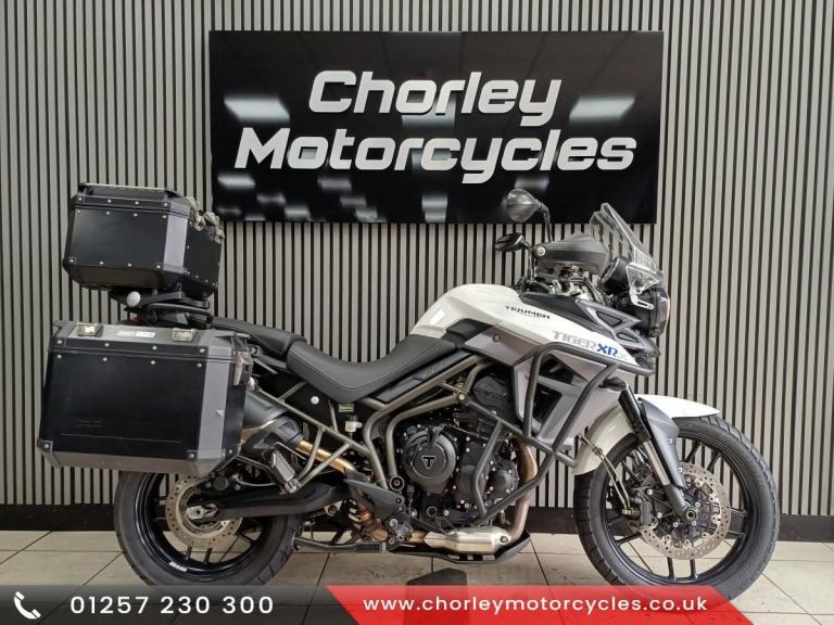 TRIUMPH TIGER 800 XRX   15 REG   2 OWNERS    ONLY 7931 MILES    DELIVERY   PX