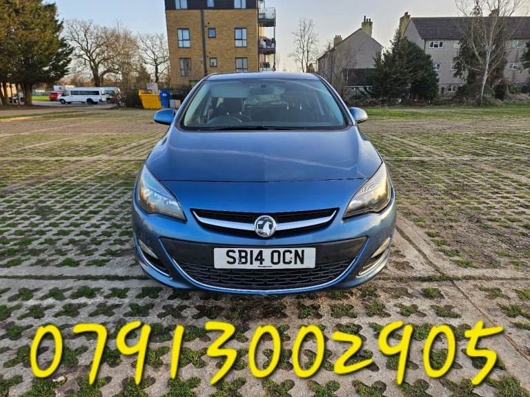 2014 ASTRA AUTOMATIC YEAR MOT LOW MILEAGE 67K LOW INSURANCE & TAX FAMILY CAR 3450£