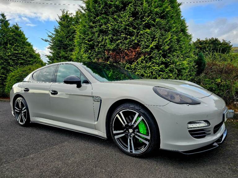 PORSCHE PANAMERA 3.0 DIESEL V6 AUTO LIKE Q5 Q7 Q8 520D 530D 535D C220 C250 E220 E350 PASSAT A4 A6