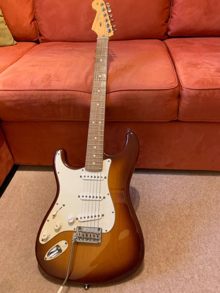 American Left hand Stratocaster 
