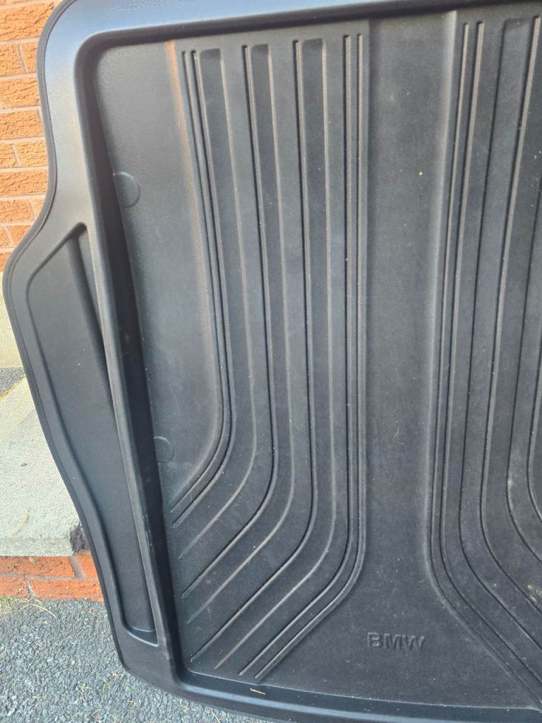 Genuine BMW F30 3 Series Saloon All‑Weather Rubber Boot Liner / Mat