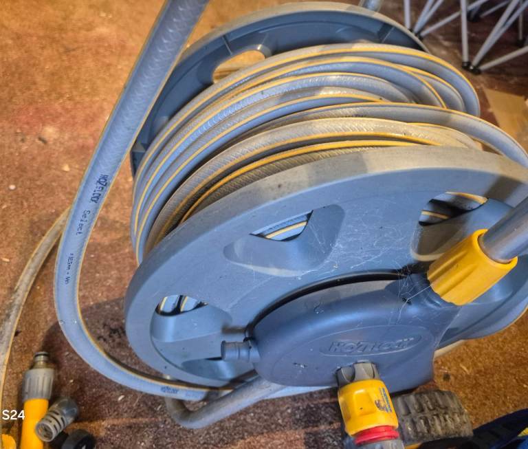 Outdoor hose & fittings £50