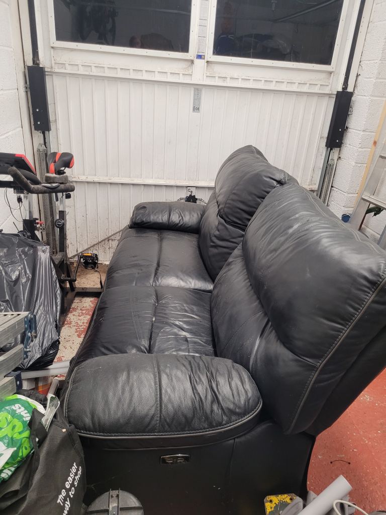 Black Leather Sofa – Fair Condition, Recliner