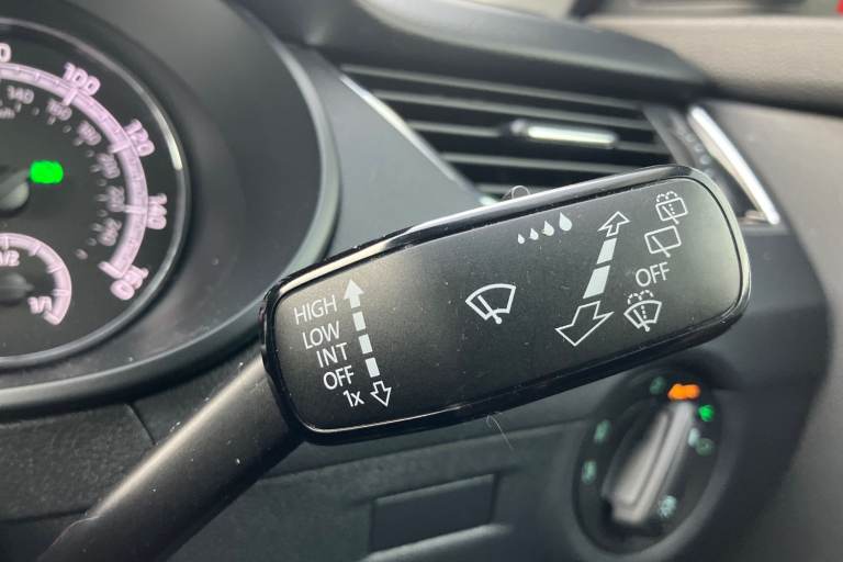 2019 Skoda Octavia 1.5 TSI SE Drive 5dr DSG Estate PETROL Automatic