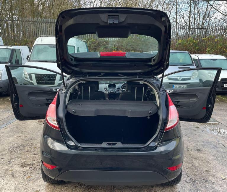 2014 Ford Fiesta 1.25 Zetec Hatchback 3dr Petrol Manual Euro 5 (82 ps) HATCHBACK Petrol Manual