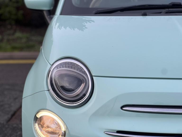 2016 Fiat 500 1.2 Lounge Euro 6 (s/s) 3dr HATCHBACK Petrol Manual