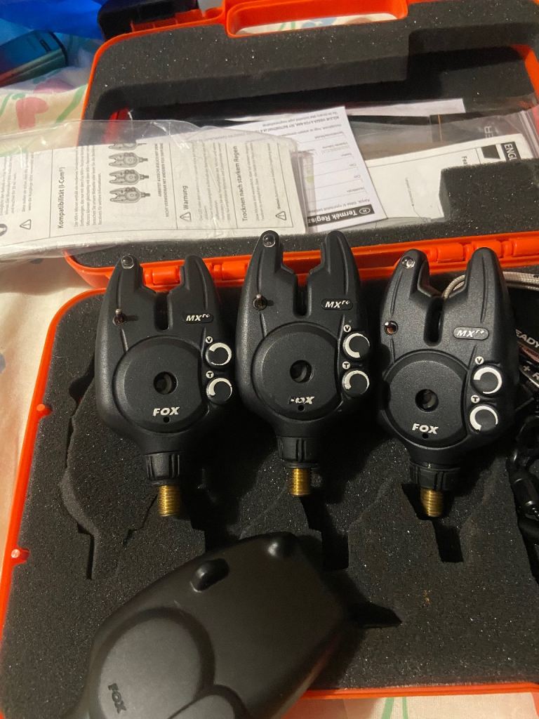 FOX MXR+Bite Alarms with Case – Good Condition