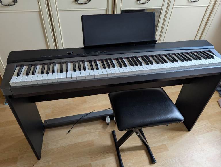 Casio Privia Electric Keyboard Piano