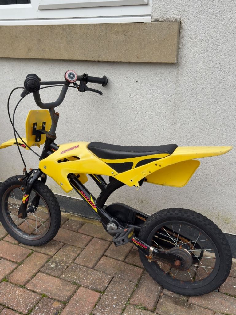 🟡 Yellow Mini Dirt-Style Bike for kids