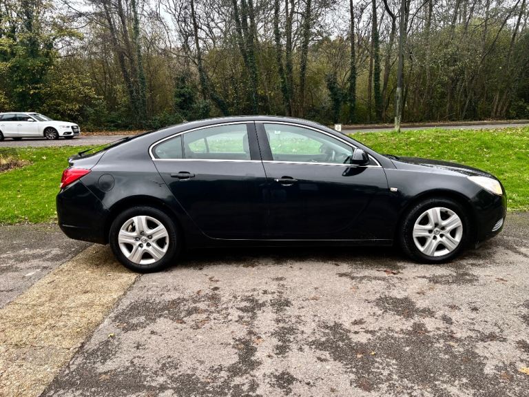 Vauxhall, INSIGNIA, Hatchback, 2011, Manual, 1956 (cc), 5 doors