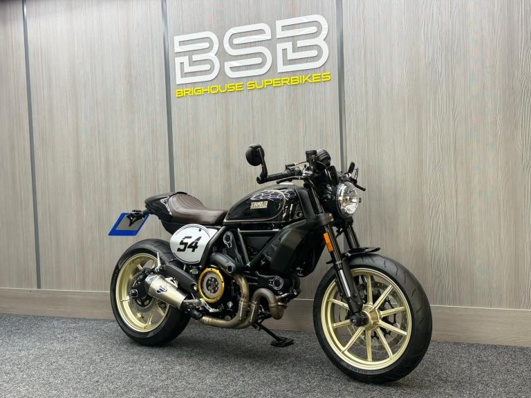 2018 68 Ducati Scramble Cafe Racer 803cc - Just 137 miles - Termignoni ++EXTRAS