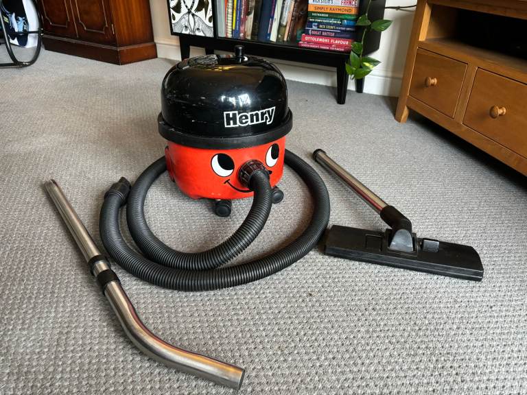 Numatic Henry Hoover Vacuum Cleaner Hoover HVR 200 Excellent