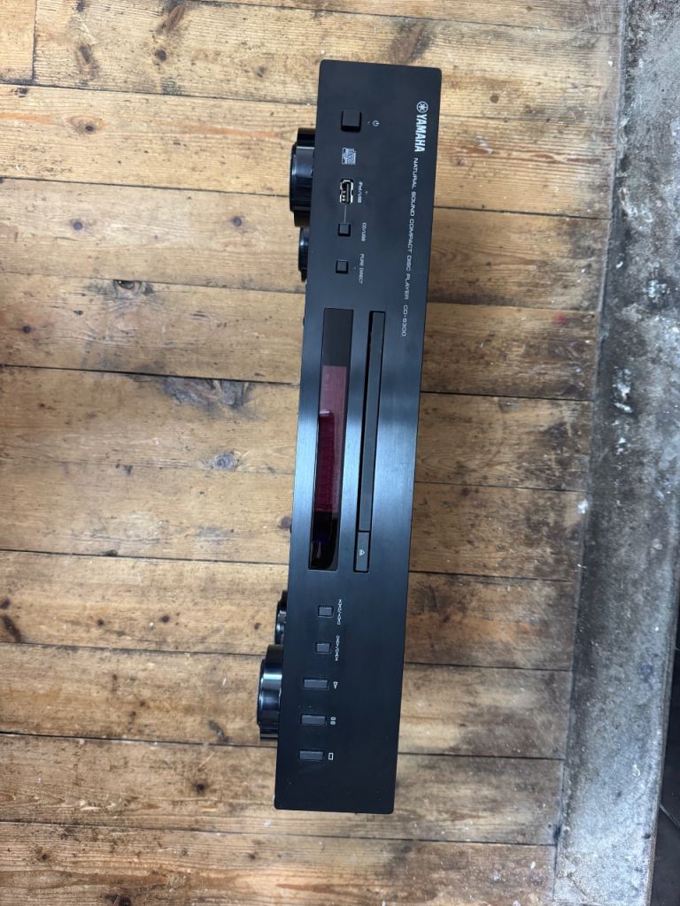 Yamaha CD-S300