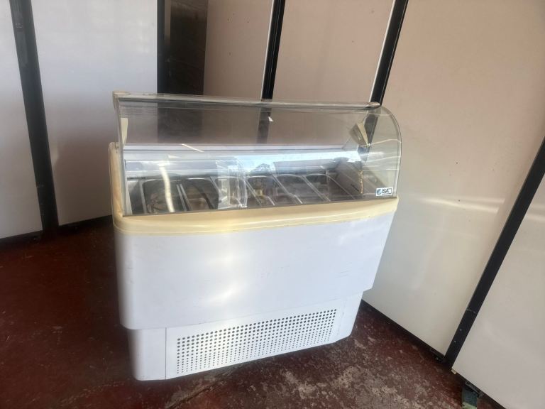 Commercial display freezer ice cream display freezer cafe shop restaurant 