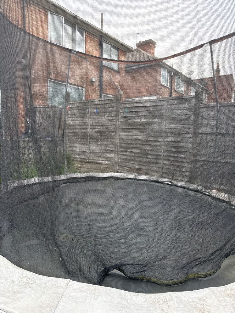 Trampoline 