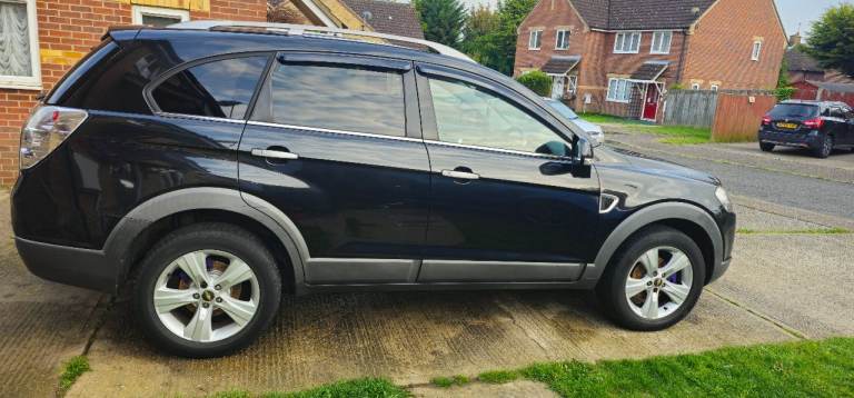 Chevrolet, CAPTIVA, Estate, 2010, Manual, 1991 (cc), 5 doors