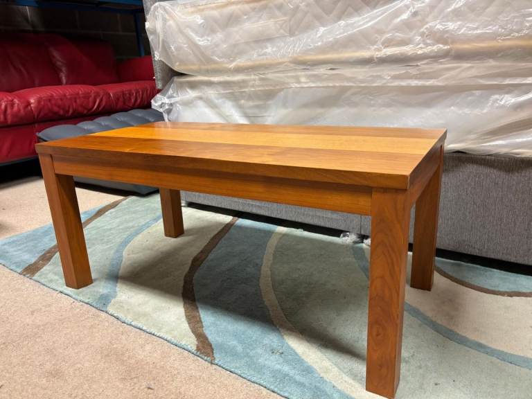 Retro Style Coffee Table 