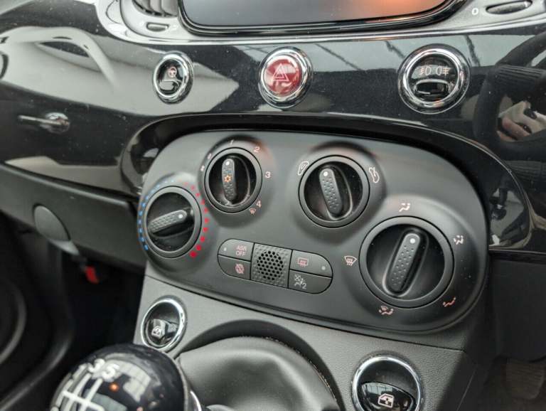 2023 Fiat 500 1.0 MHEV Dolcevita Hatchback 3dr Petrol Manual Euro 6 (s/s) (70 bhp) R PARK HATCHBA...