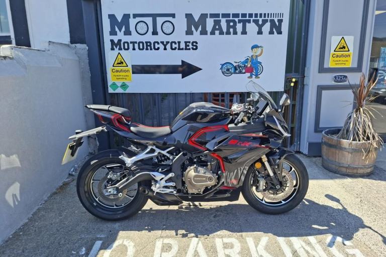 QJMotor SRK 421 RR 2026