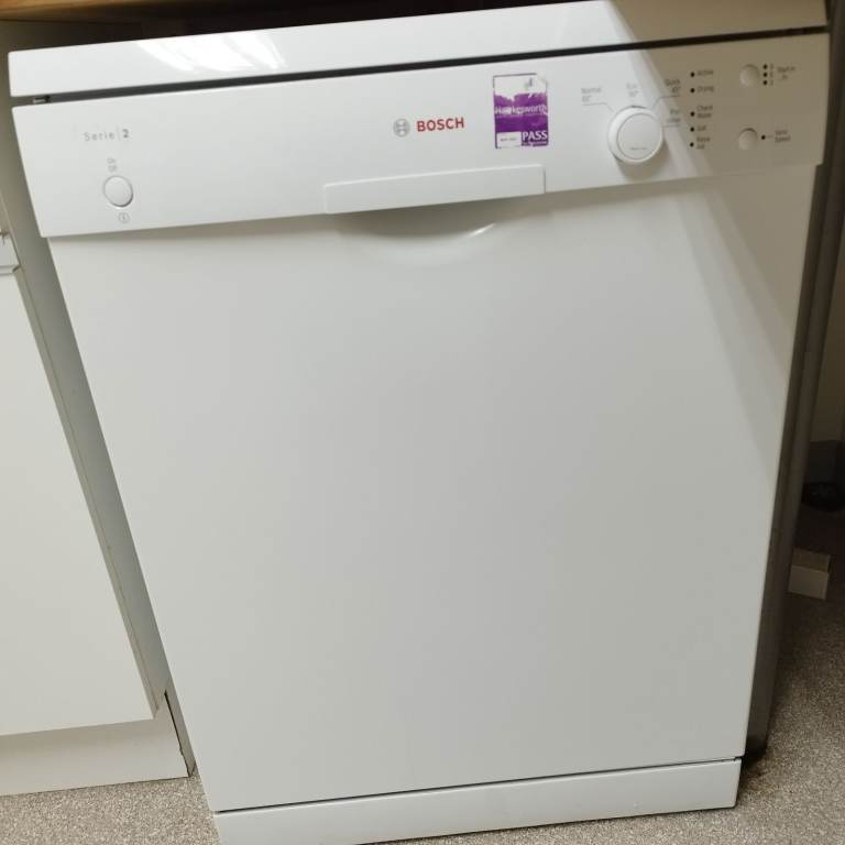 Bosch Serie 2 Dishwasher - White, Good Condition
