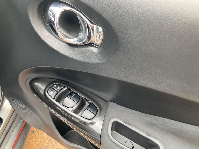 2015 Nissan Juke 1.6 DIG-T Nismo RS Euro 5 5dr HATCHBACK Petrol Manual