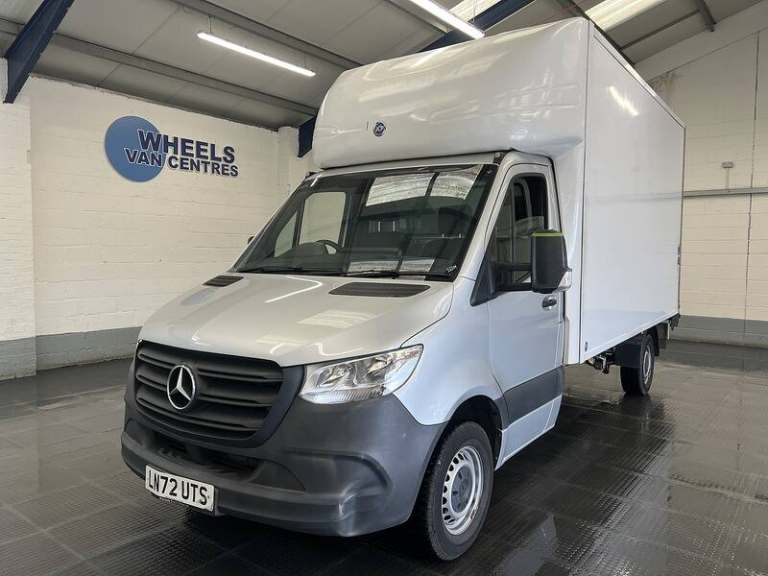 Mercedes-Benz Sprinter 2.0 315 CDI Progressive Luton 2dr Diesel Manual RWD L3 Euro 6 (s/s) (150 p...