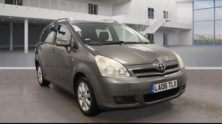 Toyota verso automatic 1.8 petrol 7 seaters ulezfree 