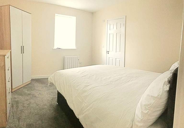 LS11 - Ensuite Rooms – All Bills Included