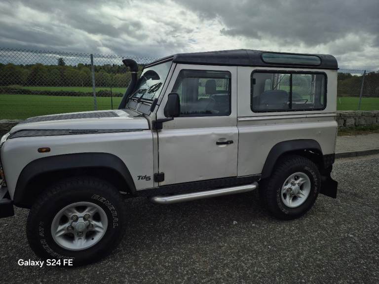 Land Rover, DEFENDER, Panel Van, 2000, Manual, 2495 (cc)