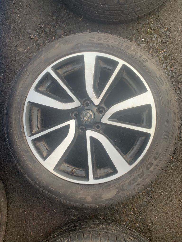 Genuine Nissan X-Trail 19” Alloy Wheels with Tyres – Full Set 