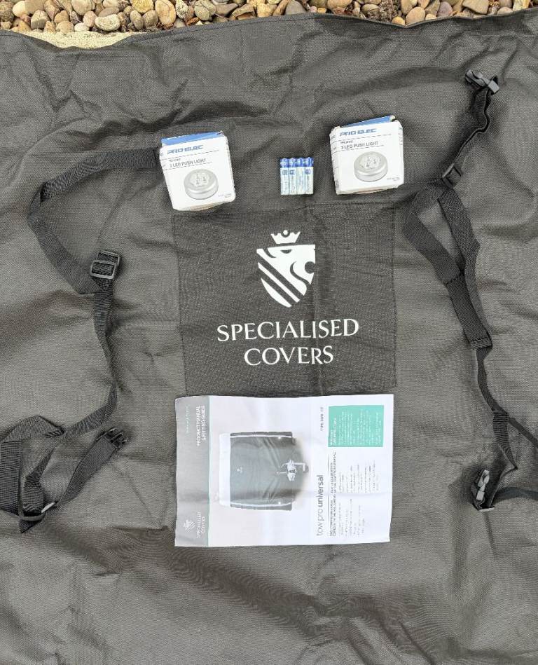CARAVAN WINDOW PROTECTIVE COVER, TOW PRO UNIVERSAL NEW IN PACKET ONLY £150, COST £300 CAN POST