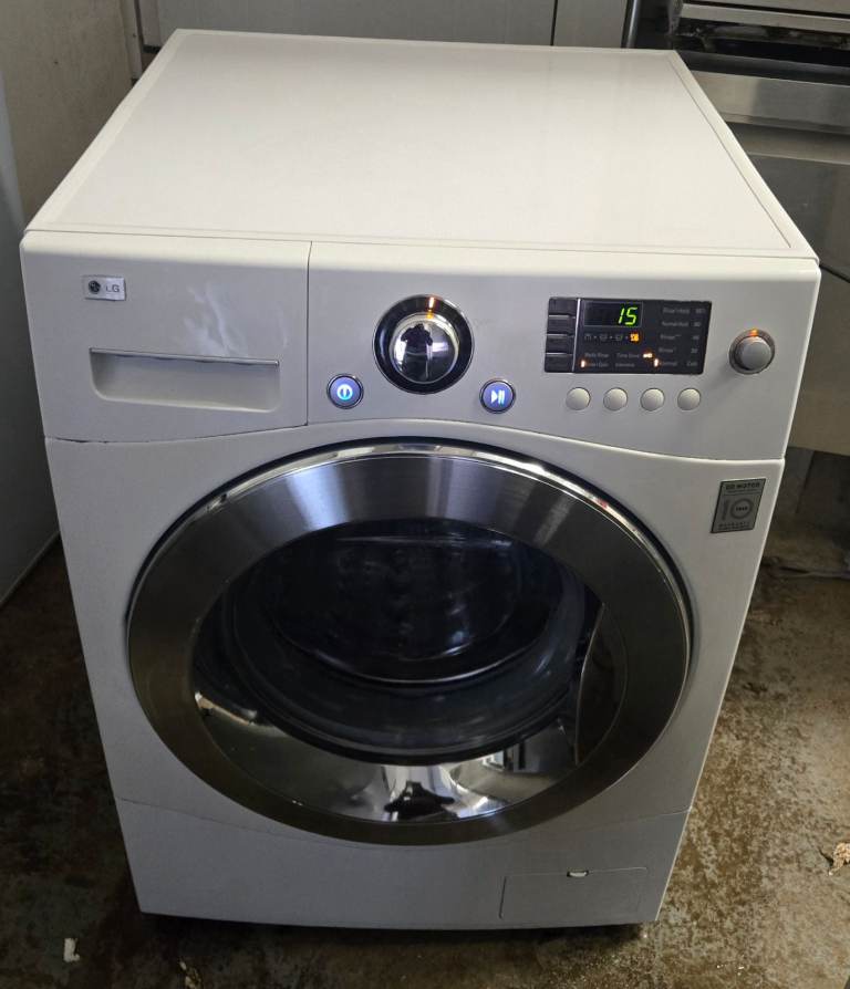 LG F1480FD Washing Machine 9kg capacity – White, Good Condition