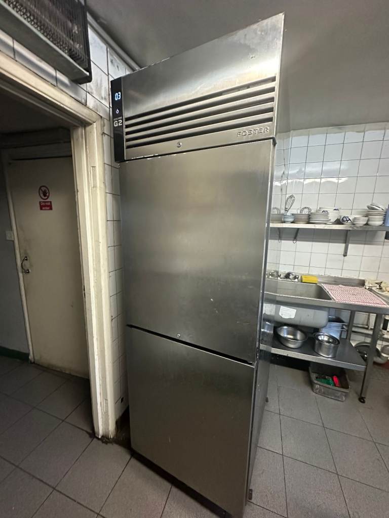 Foster Upright Commercial Fridge / Freezer Combo (Model: G2 Series)