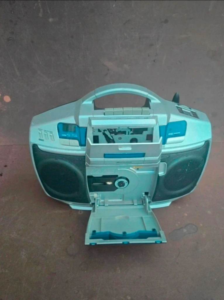 Matsui Retro Portable CD Cassette Tape Radio Player Boombox - CD18 - Working VGC