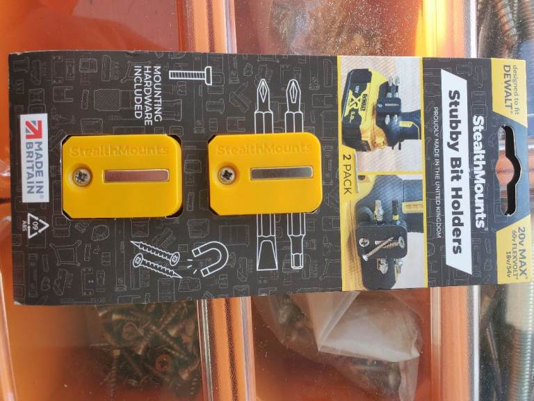 DeWalt Stealth Mount Magnetic Drill Bit Holder. NEW.