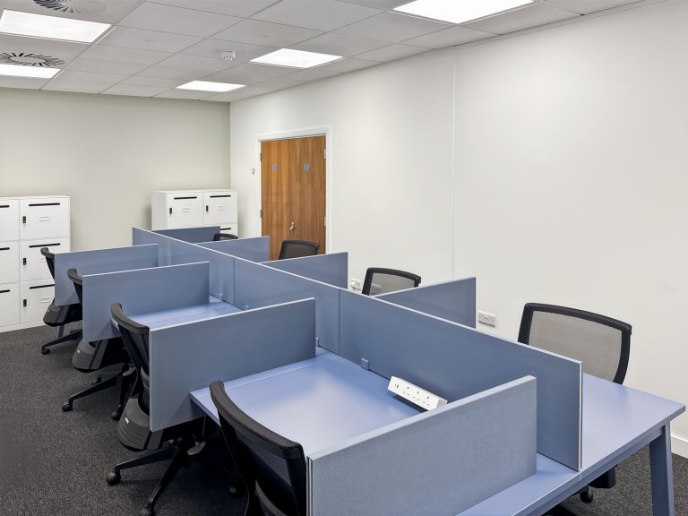 Taunton - TA12PX \ Desk Space Available in a Coworking Environment