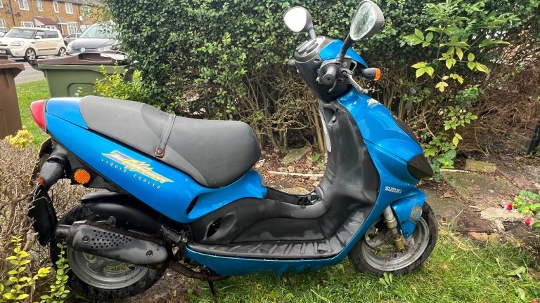 Suzuki Zillion 50cc Moped - parts only