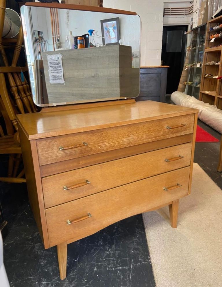 Vintage wooden dressing table chest of drawers with mirror 