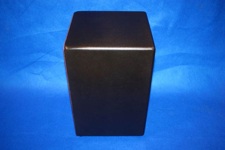 Duende Cajon 11.1/2in x 12in x 19in ~ Made in Spain ~ Condition is Like New ~ £115 ono