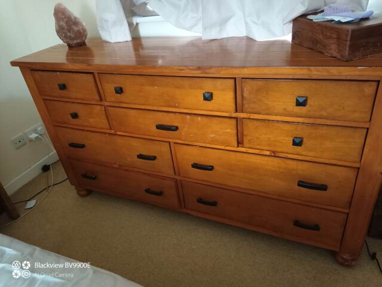 Chest of 10 drawers 
