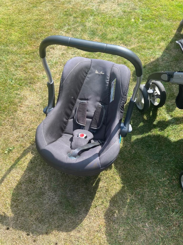 Silver Cross car seat from birth RRP £200+